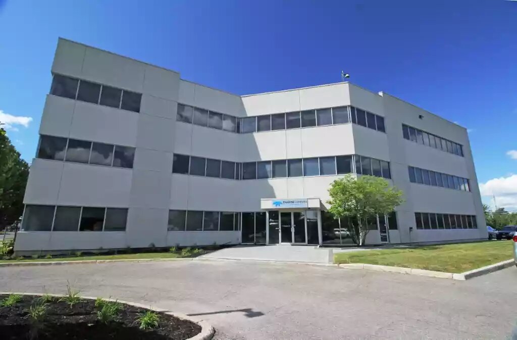 Commercial building by WAIDT